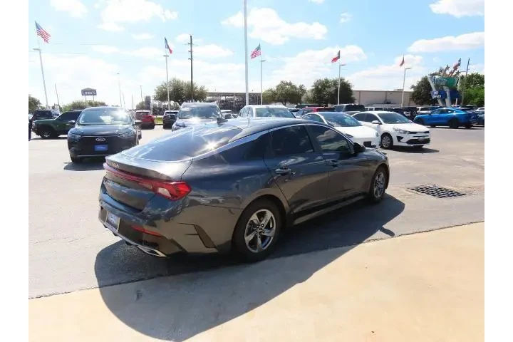 $18999 : Kia K5 2022 LXS 4dr Sedan image 9