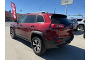 $13900 : 2018 Cherokee Trailhawk thumbnail