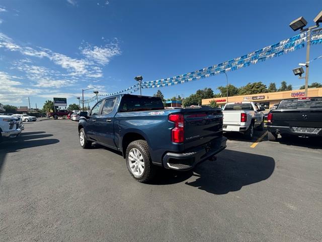 $32299 : 2021 Silverado 1500 4WD Crew image 9