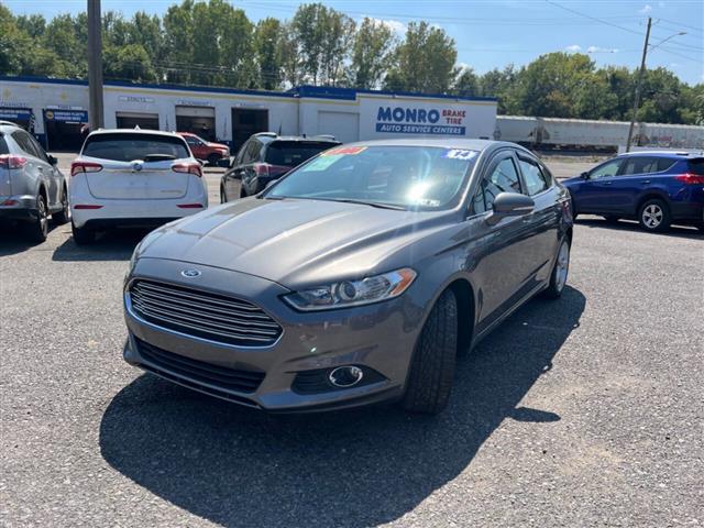 $7990 : 2014 Fusion image 7