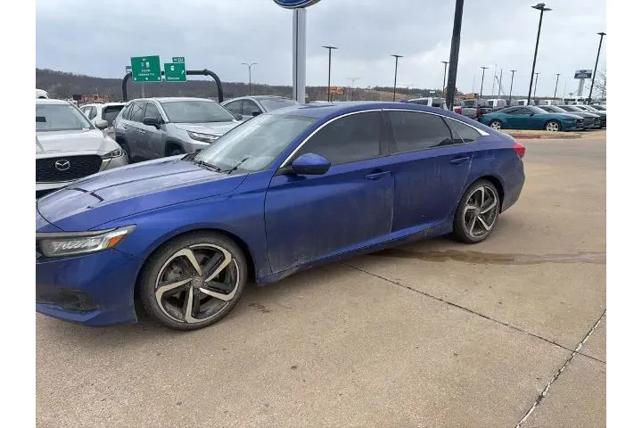 $14828 : Honda Accord 2020 Sport 4dr image 4