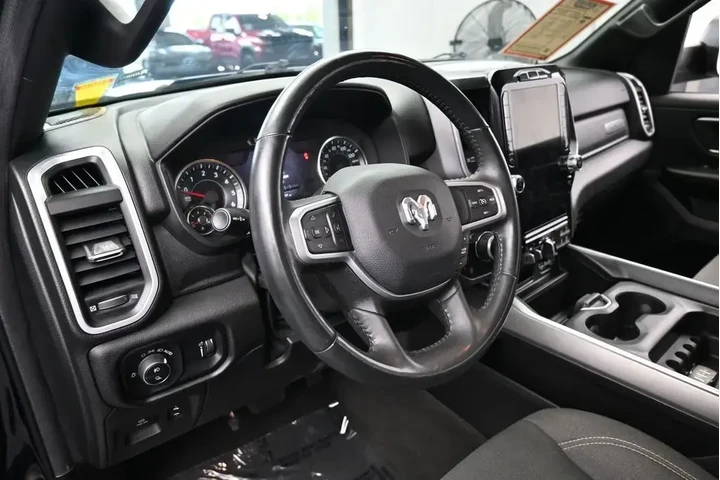 $32000 : Ram 1500 2023 4x2 Big Horn 4 image 10
