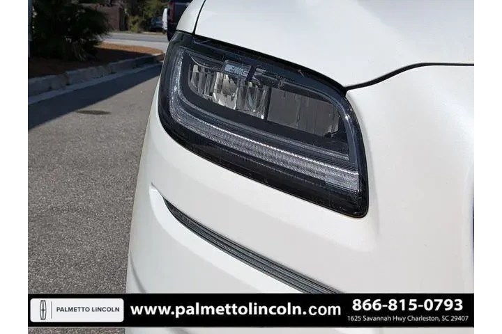 $39966 : Lincoln Nautilus 2022 AWD Re image 9