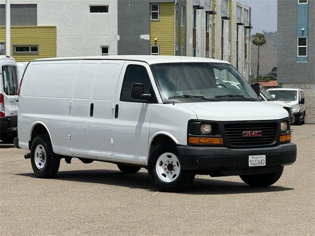 $25995 : 2014 GMC Savana Cargo Van image 2