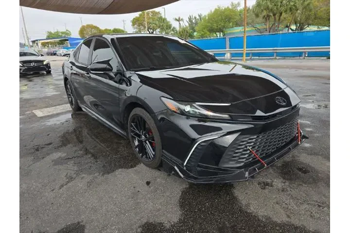 $28193 : Toyota Camry 2025 SE 4dr Sed image 3