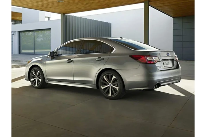 $7995 : Subaru Legacy 2016 AWD 2.5i image 1