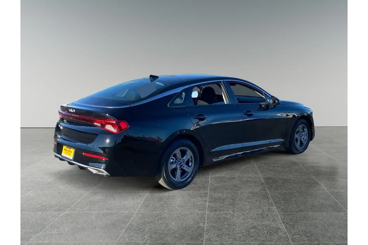 $29739 : Kia K5 2023 LXS 4dr Sedan image 5