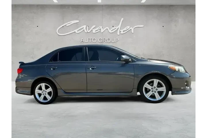 $11201 : Toyota Corolla 2013 S 4dr Se image 7