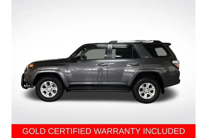$42388 : Gold Certified2020 4Runner SR image 2