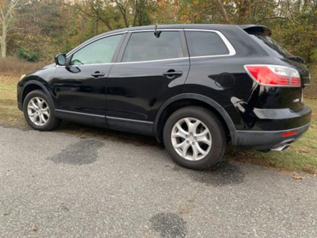 2011 CX-9 image 6