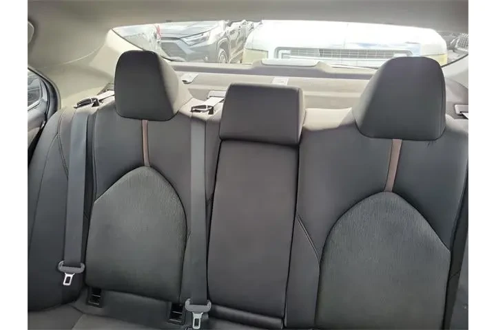 $11490 : Toyota Camry 2020 LE 4dr Sed image 10