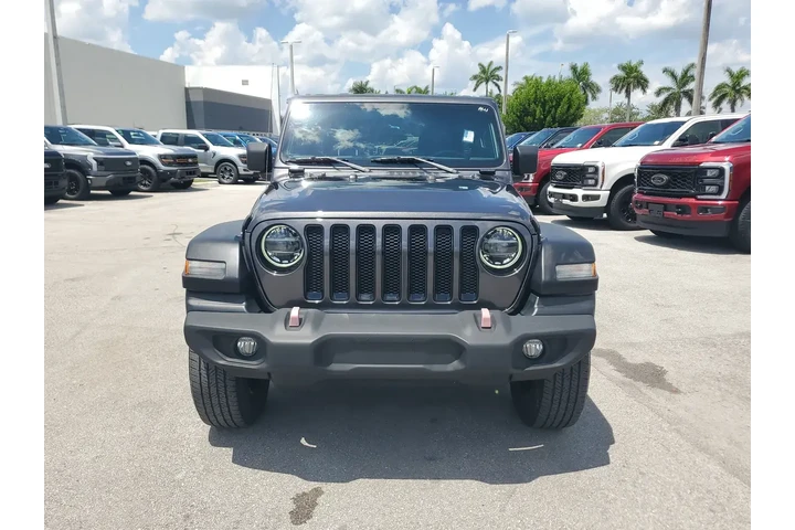 $26990 : Jeep Wrangler Unlimited 2020 image 2