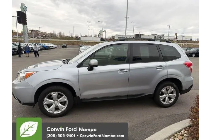 $13989 : Subaru Forester 2016 AWD 2.5 image 4