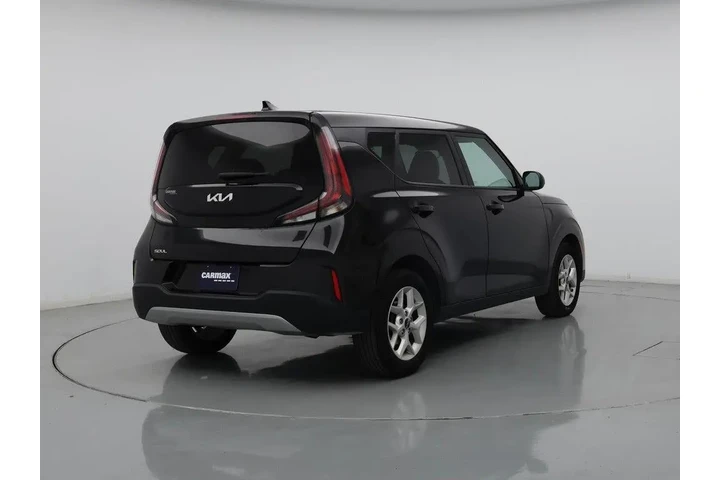 $17998 : Kia Soul 2024 LX 4dr Crossov image 8