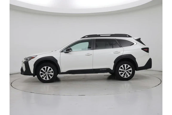 $27998 : Subaru Outback 2023 AWD Prem image 3