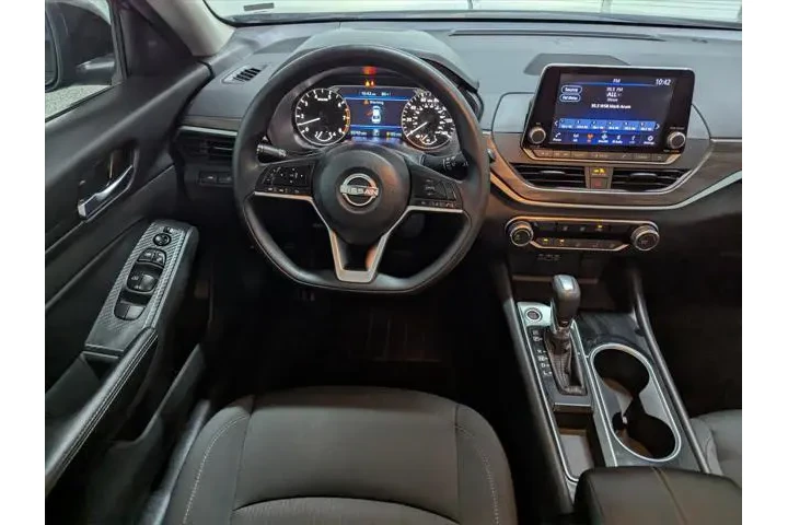 $23691 : Nissan Altima 2024 2.5 SV 4d image 7