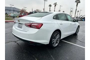 $24995 : Chevrolet Malibu 2024 LT 4dr thumbnail