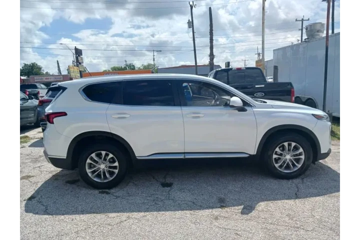 $14500 : 2019 Santa Fe SE 2.4L image 8