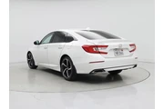 $22998 : Honda Accord 2019 Sport 4dr thumbnail