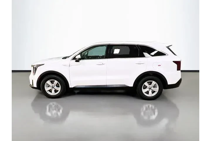 $27384 : Kia Sorento 2024 LX 4dr SUV image 4