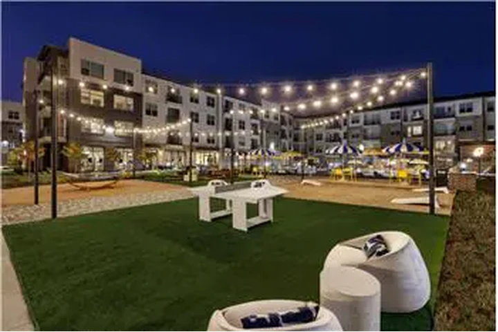 $1500 : Rental property with 1 bedro image 1