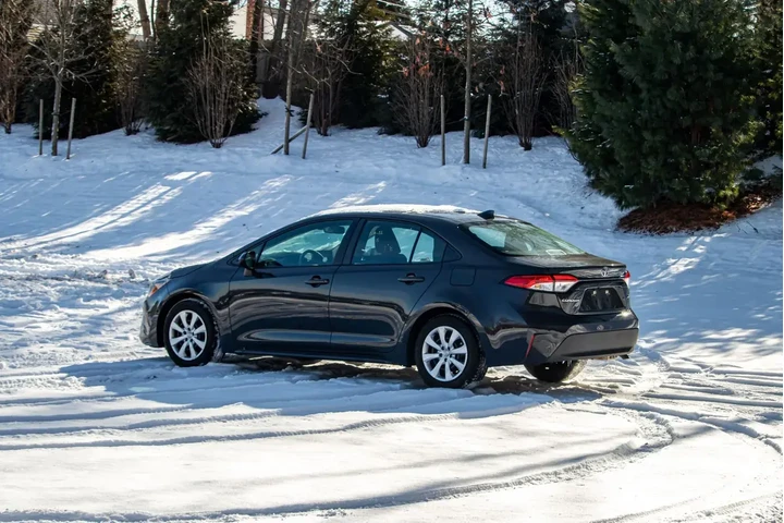 $14995 : Toyota Corolla 2024 LE 4dr S image 5