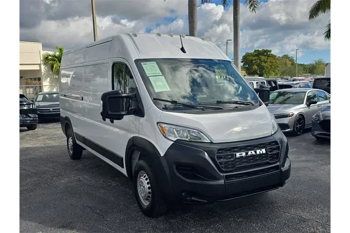 $30990 : Ram ProMaster 2023 2500 159 image 2