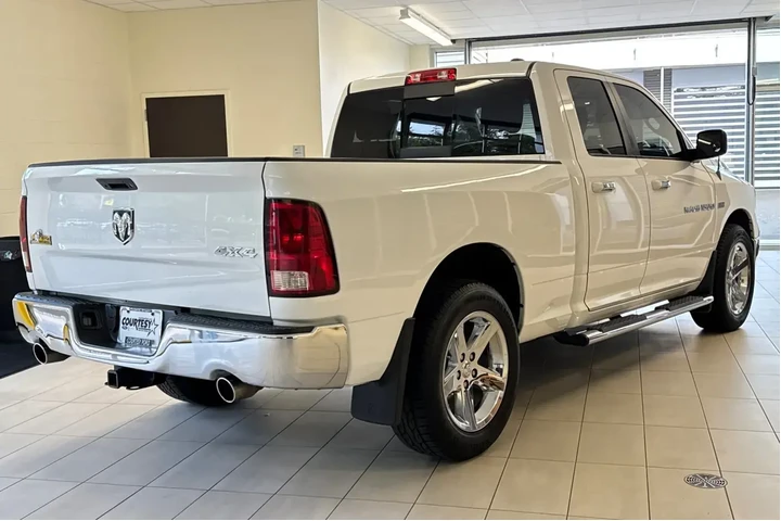 $15466 : Ram 1500 2012 4x4 SLT 4dr Qu image 4