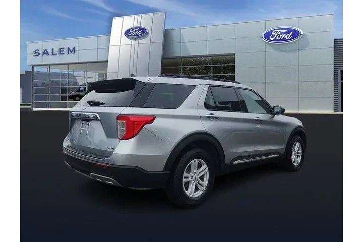 $31990 : Ford Explorer 2022 AWD XLT 4 image 3