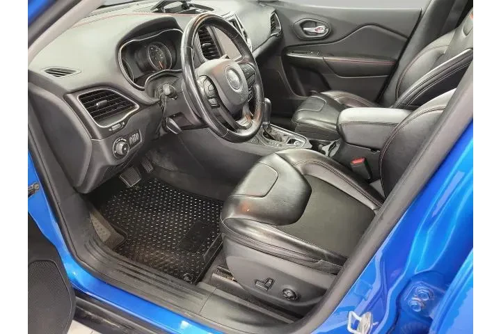 $21725 : Jeep Cherokee 2020 4x4 Trail image 9