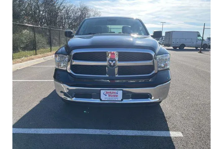 $29953 : Ram 1500 Classic 2024 4x4 SL image 7