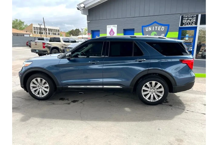 2020 Explorer Limited AWD image 8