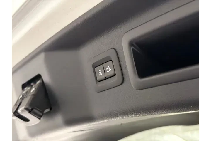 $32500 : Mazda CX-90 Plug-in Hybrid 2 image 9