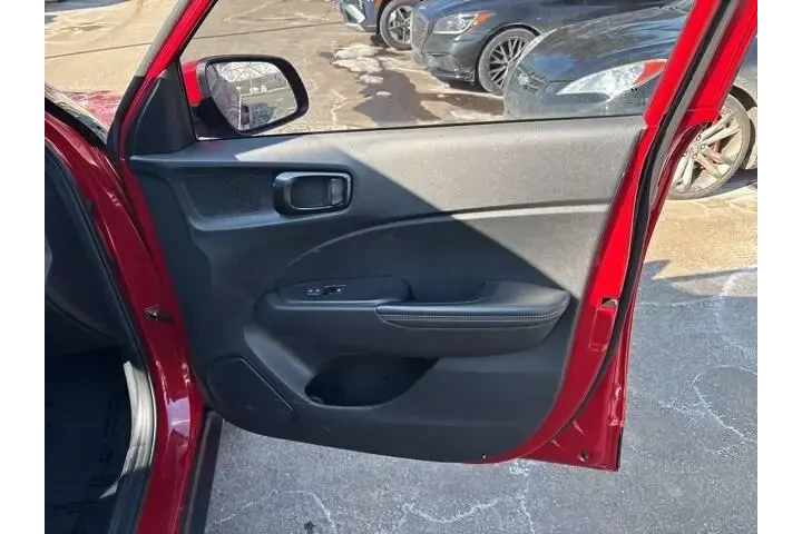 $17000 : Hyundai VENUE 2023 Limited 4 image 8