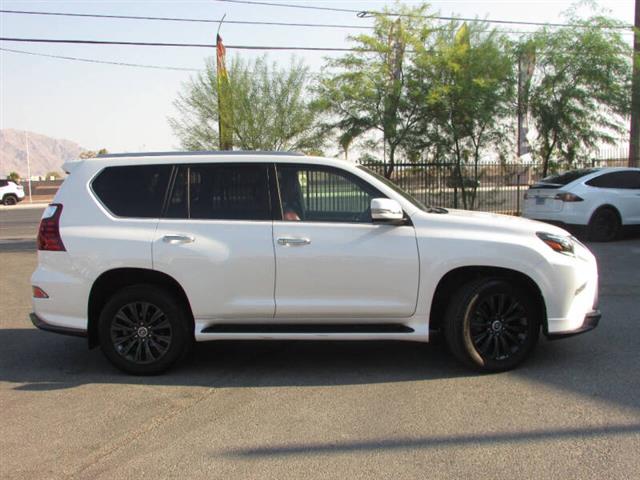 $39900 : 2020 GX 460 Luxury image 4