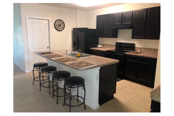 $700 : Rento Habitación image 4