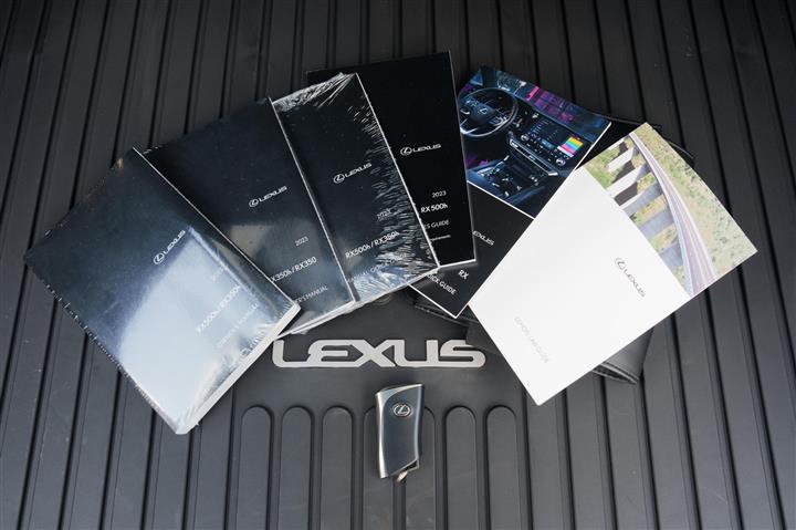$10000 : 2023 Lexus RX 500h F Sport Per image 10