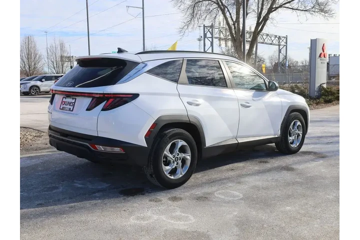 $18677 : Hyundai TUCSON 2023 SEL 4dr image 8