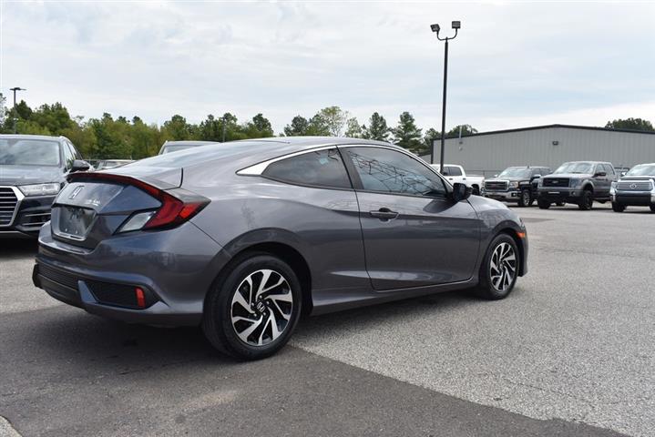 2017 Civic LX-P image 9