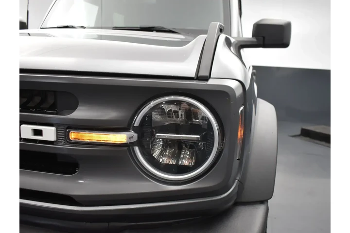 $27926 : Ford Bronco 2021 4x4 Base 4d image 5