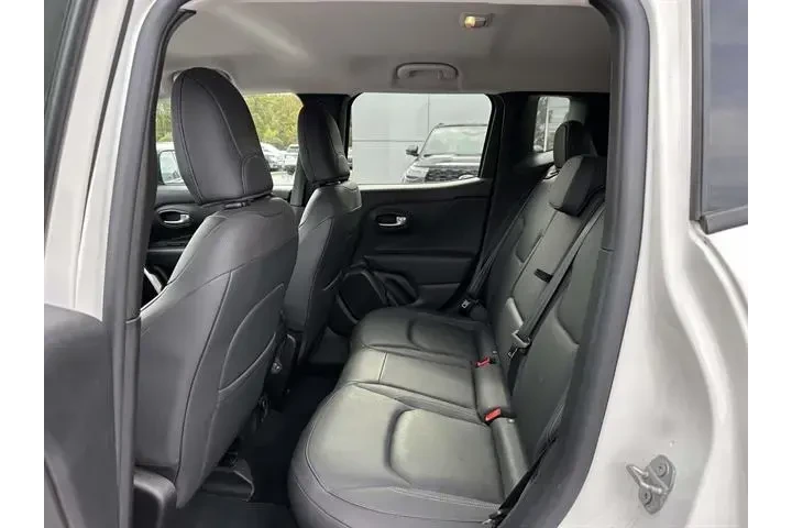 $13645 : Jeep Renegade 2021 4x4 Limit image 10