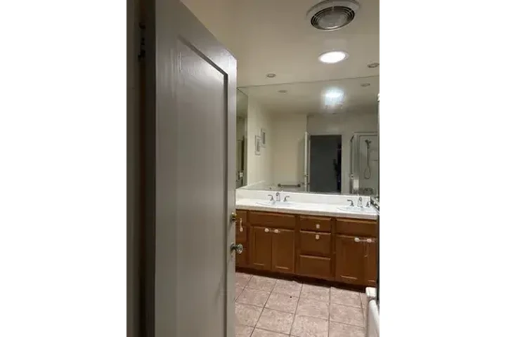 $1000 : Move in ready home image 1