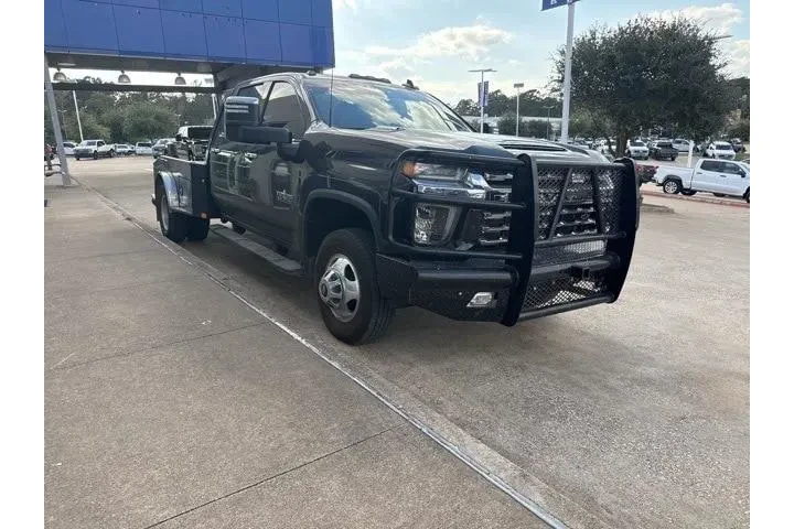 Chevrolet Silverado 3500HD 2 image 2