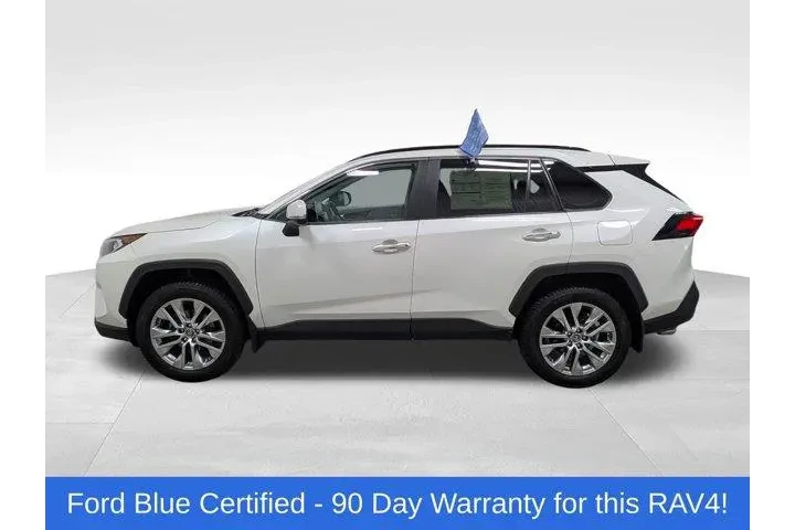 $29340 : Toyota RAV4 2019 AWD Limited image 1