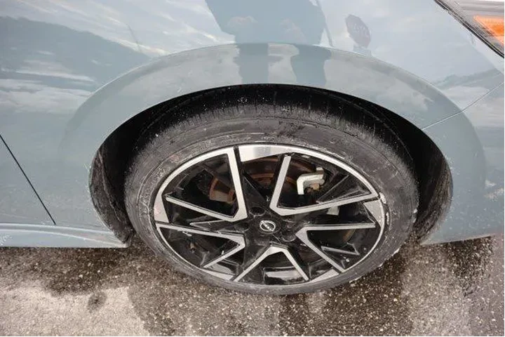 $19652 : Nissan Sentra 2025 SR 4dr Se image 9