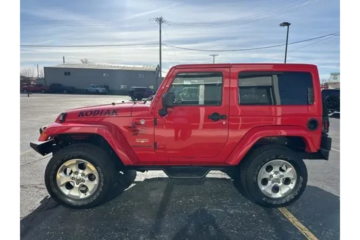Jeep Wrangler 2015 4x4 Sahar image 5