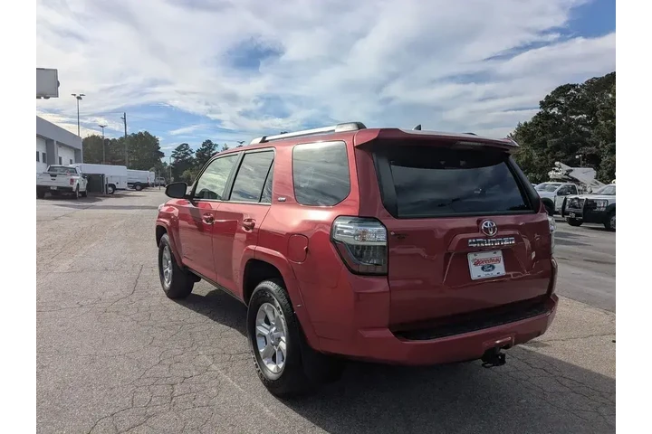 $35991 : Toyota 4Runner 2024 4x2 SR5 image 8