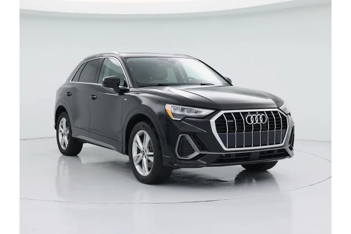 $28998 : Audi Q3 2022 AWD quattro S l image 1