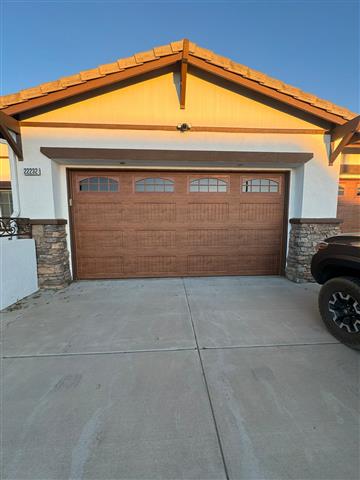 Aluminum Garage Doors VIP image 4