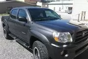 $12000 : 2011 Toyota Tacoma SR5 4x4 thumbnail